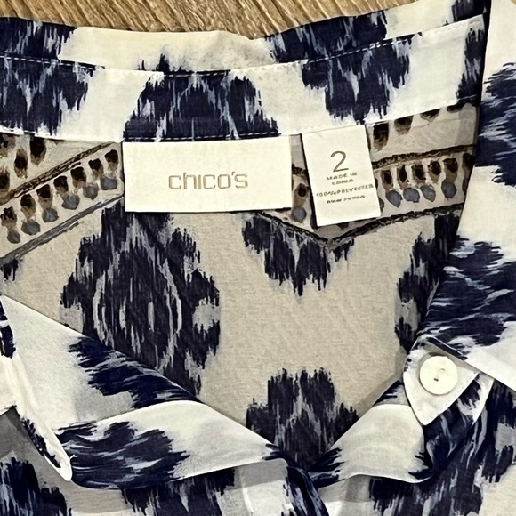 Chico’s lightweight button down shirt womens size 2 blue white black sheer - Picture 3 of 3